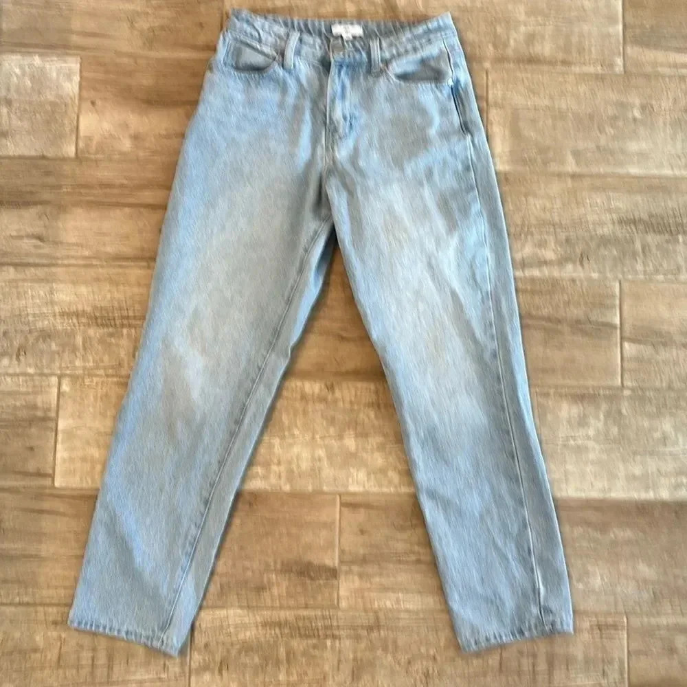 BP jeans, light denim straight leg 🔴